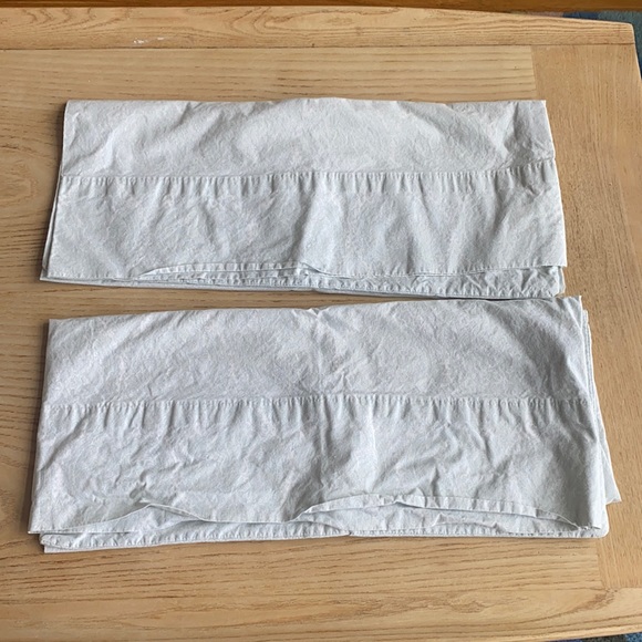 Ralph Lauren 2 paisley pillowcases standard